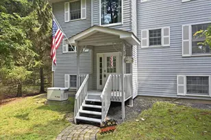 176 Spruce Lake Dr, Milford, PA 18337 - Photo 10