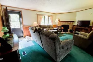 231 Traverse Rd, Dingmans Ferry, PA 18328 - Photo 18