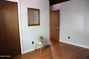 549 Lakeview Dr E, Lake Ariel, PA 18436 - Photo 14