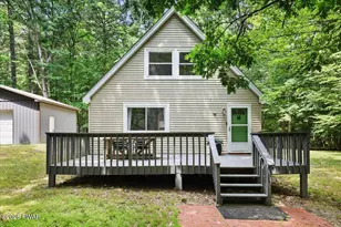 106 Sparrow Ct, Hawley, PA 18428 - Photo 46
