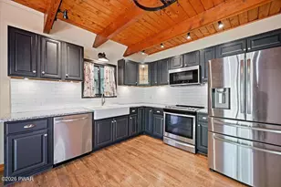 206 Oakenshield Dr, Tamiment, PA 18371 - Photo 14