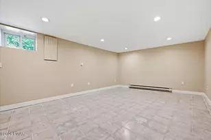 206 Oakenshield Dr, Tamiment, PA 18371 - Photo 52