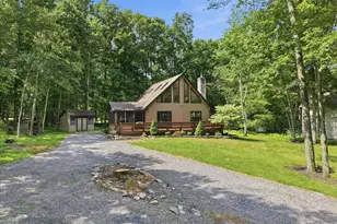 206 Oakenshield Dr, Tamiment, PA 18371 - Photo 2