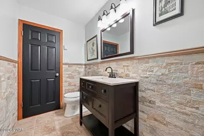 206 Oakenshield Drive, Tamiment, PA 18371 - Photo 26