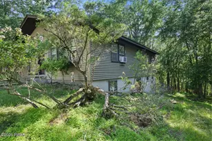 125 N Forrest Dr, Milford, PA 18337 - Photo 4