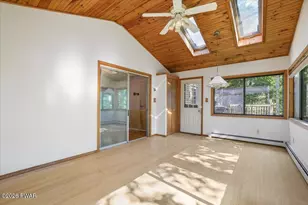 125 N Forrest Dr, Milford, PA 18337 - Photo 12