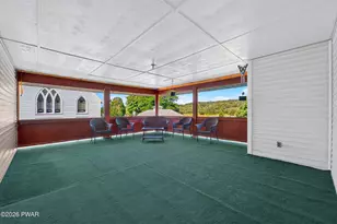 978 Main St, Newfoundland, PA 18445 - Photo 14