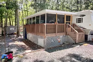 118 Deer Run, Milford, PA 18337 - Photo 2
