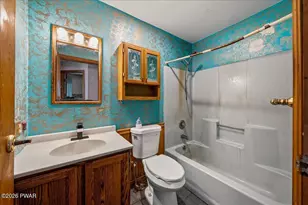 1191 Bluebird Ln, Bushkill, PA 18324 - Photo 12