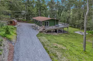 103 Ash Ln, Greentown, PA 18426 - Photo 4
