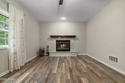 100 Teak Lane, Dingmans Ferry, PA 18328 - Photo 14