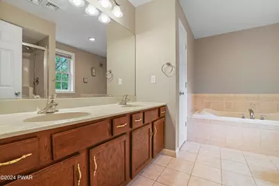 100 Teak Lane, Dingmans Ferry, PA 18328 - Photo 22
