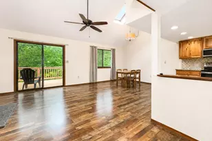 159 Stream Ct, Bushkill, PA 18324 - Photo 6