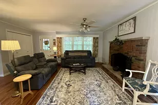 1352 Fountain Dr, Newfoundland, PA 18445 - Photo 4