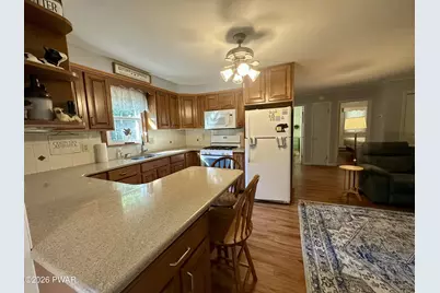 1352 Fountain Drive, Newfoundland, PA 18445 - Photo 6