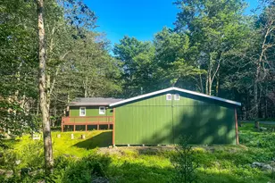 1352 Fountain Dr, Newfoundland, PA 18445 - Photo 14