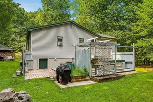 345 Wild Acres Dr, Dingmans Ferry, PA 18328 - Photo 54