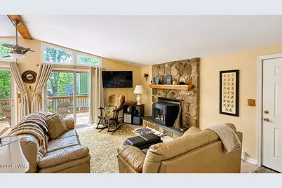 117 Maple Lane, Tafton, PA 18464 - Photo 4