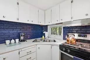 57 Deerpark Ln, Hawley, PA 18428 - Photo 14