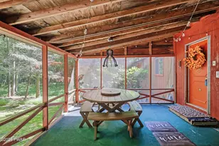 57 Deerpark Ln, Hawley, PA 18428 - Photo 4