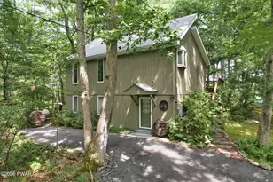 109 Water Lily Terrace, Milford, PA 18337 - Photo 2