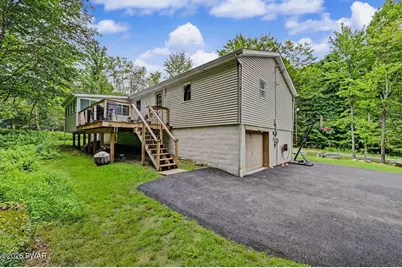 4 Rockway Court, Lake Ariel, PA 18436 - Photo 2