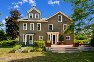 208 W Harford St, Milford, PA 18337 - Photo 12