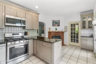 208 W Harford Street, Milford, PA 18337 - Photo 30