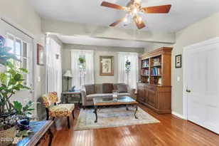 208 W Harford St, Milford, PA 18337 - Photo 38