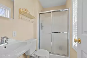 208 W Harford St, Milford, PA 18337 - Photo 56