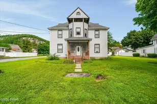 311 Avenue I, Matamoras, PA 18336 - Photo 4