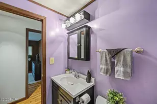 202 Basswood Dr, Hawley, PA 18428 - Photo 34