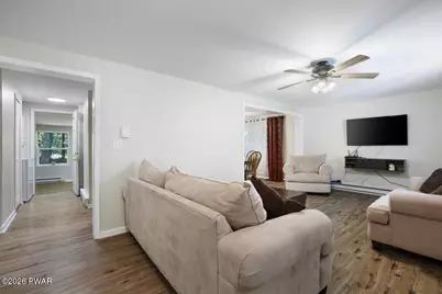 49 Sunrise Avenue, Hawley, PA 18428 - Photo 2