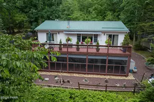 146 Spruce Lake Dr, Milford, PA 18337 - Photo 2