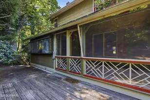459 Erie St, Honesdale, PA 18431 - Photo 12