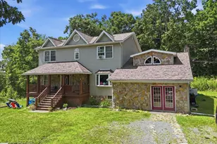 107 Fowler Ln, Shohola, PA 18458 - Photo 4