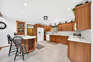 103 Ledge Dr, Lakeville, PA 18438 - Photo 12