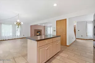118 Robin Ln, Dingmans Ferry, PA 18328 - Photo 8
