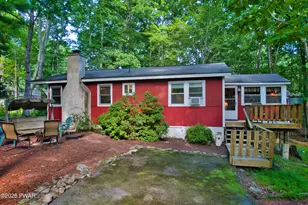 192 N Forrest Dr, Milford, PA 18337 - Photo 2