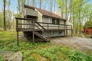 10 Garden Dr, Hamlin, PA 18436 - Photo 2