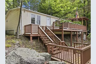 115 Teak Drive, Greentown, PA 18426 - Photo 8