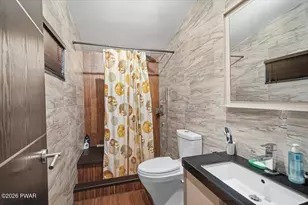 115 Teak Dr, Greentown, PA 18426 - Photo 6