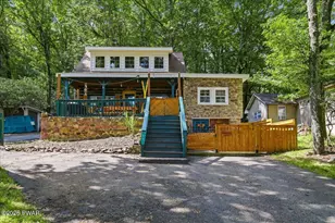 71 S Lake Dr, Lake Harmony, PA 18624 - Photo 1