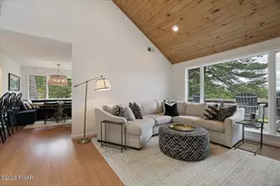 111 Green Cir, Paupack, PA 18451 - Photo 8