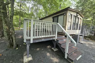 220 Tribes Dr, Shohola, PA 18458 - Photo 36