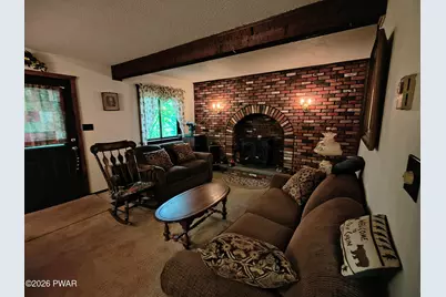 205 Fawn Lake Drive, Hawley, PA 18428 - Photo 14