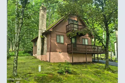 205 Fawn Lake Drive, Hawley, PA 18428 - Photo 10