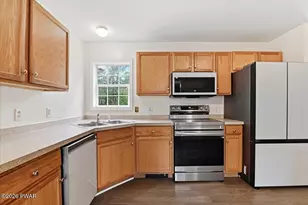 5265 Glen Terrace, Tobyhanna, PA 18466 - Photo 6