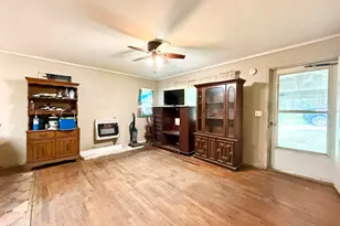110 Meadow Ln, Greentown, PA 18426 - Photo 8