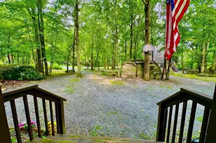 113 Blueridge Ln, Hawley, PA 18428 - Photo 8